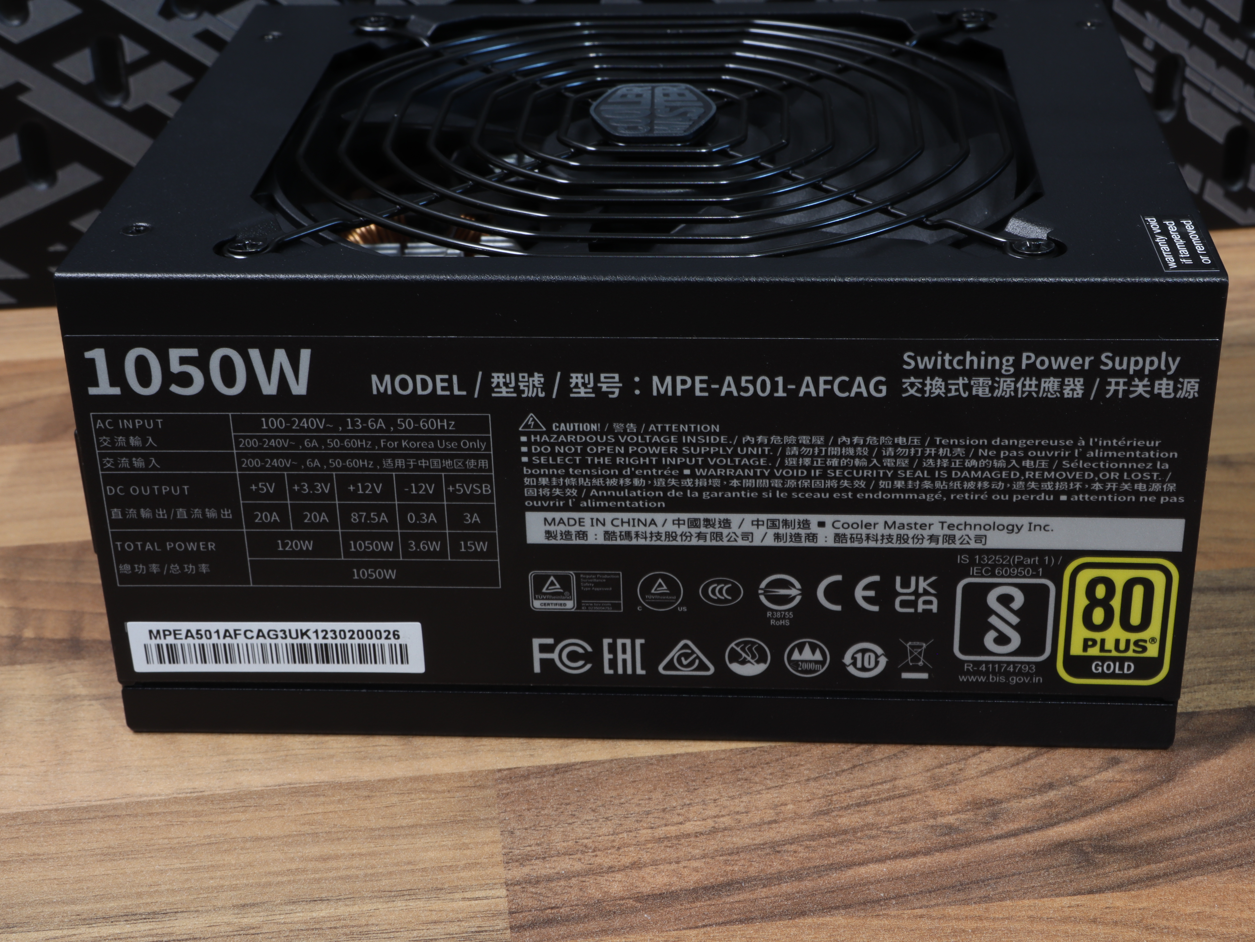 1050 NDUSTRIAL-GRADE 80 ATX FULLY PLUS GOLD COOLING 3.0 Cooler Master MODULAR CABLING TEMPERATURE Gold QUIET V2 MWE RESILIENCE.JPG